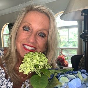 Meet your Posher, Jackie